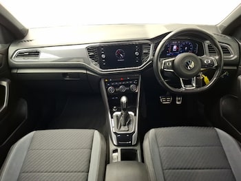 Used Volkswagen T-Roc 2021 for sale - 75640418: Photo