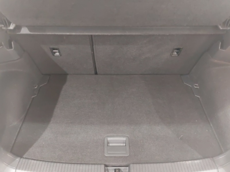 Used Volkswagen T-Cross 2023 for sale - 77645548: Photo 8