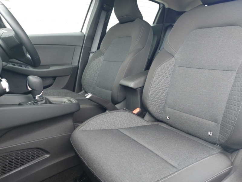 Used Renault Clio 2023 for sale - 77955907: Photo 5