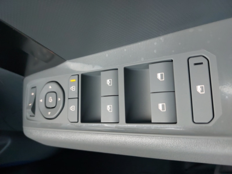 Used Kia EV3 2025 for sale - 77361143: Photo 12