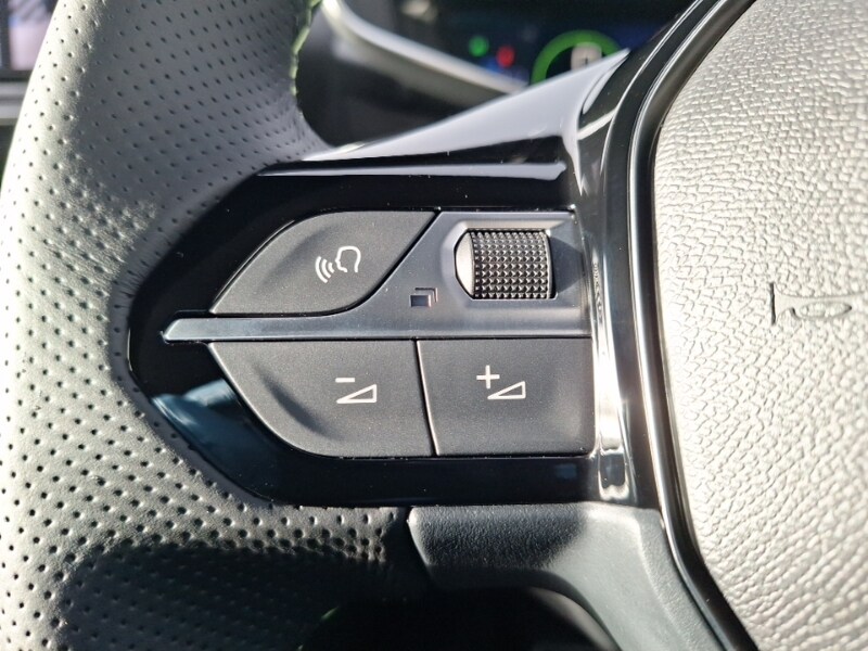 Used Peugeot 2008 2026 for sale - 77580923: Photo 12