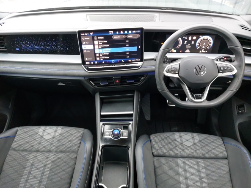 Used Volkswagen Touran 2025 for sale - 77580922: Photo 2