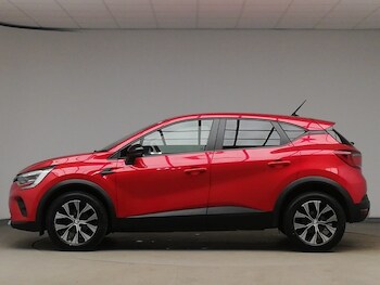 Used Renault Captur 2023 for sale - 77731983: Photo