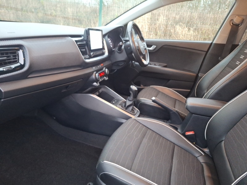 Used Kia Stonic 2022 for sale - 77290117: Photo 5