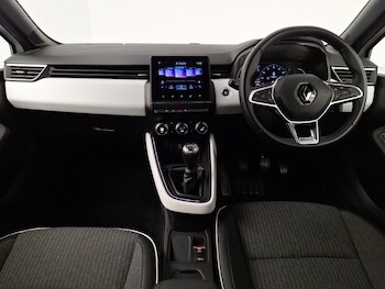 Used Renault Clio 2023 for sale - 77985821: Photo