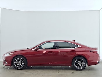 Used Lexus ES 2022 for sale - 76720741: Photo