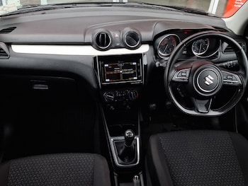 Used Suzuki Swift 2022 for sale - 75640408: Photo