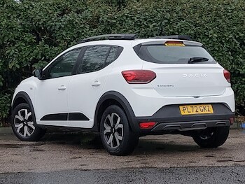 Used Dacia Sandero Stepway 2023 for sale - 77240829: Photo