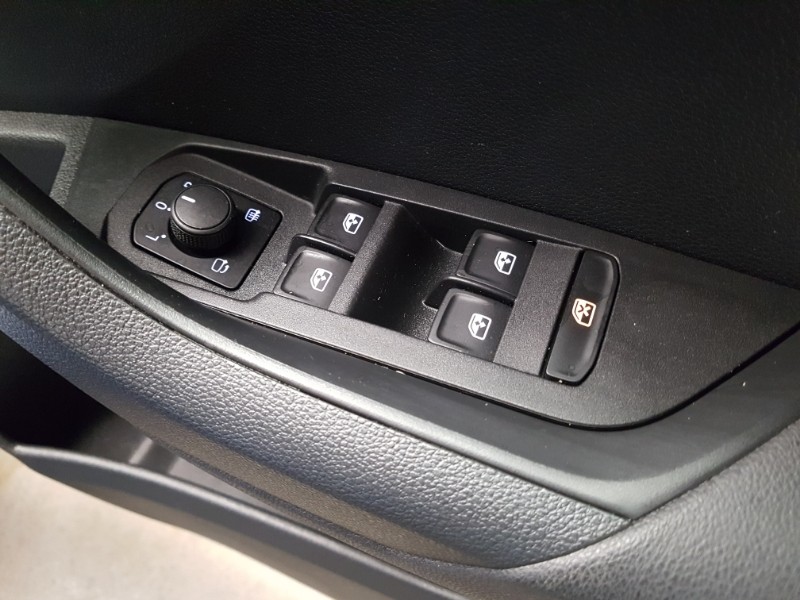Used Skoda Karoq 2021 for sale - 76387653: Photo 12