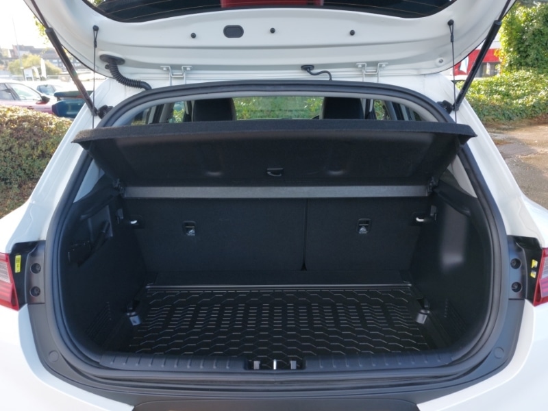 Used Kia Stonic 2021 for sale - 76404160: Photo 8