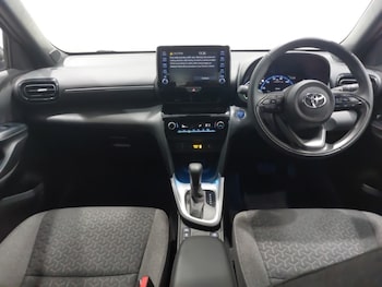 Used Toyota Yaris Cross 2022 for sale - 76589653: Photo