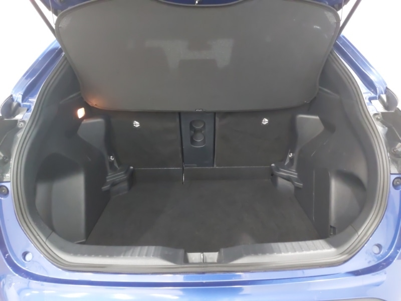 Used Toyota Yaris Cross 2022 for sale - 76589653: Photo 8