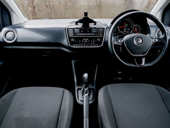 Used Volkswagen up! 2023 for sale - 77912516: Photo