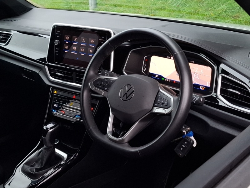 Used Volkswagen T-Roc 2024 for sale - 77648731: Photo 12