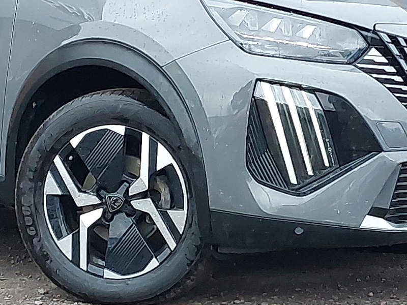 Used Peugeot 2008 2024 for sale - 77330079: Photo 9