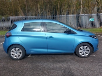 Used Renault Zoe 2021 for sale - 77912097: Photo