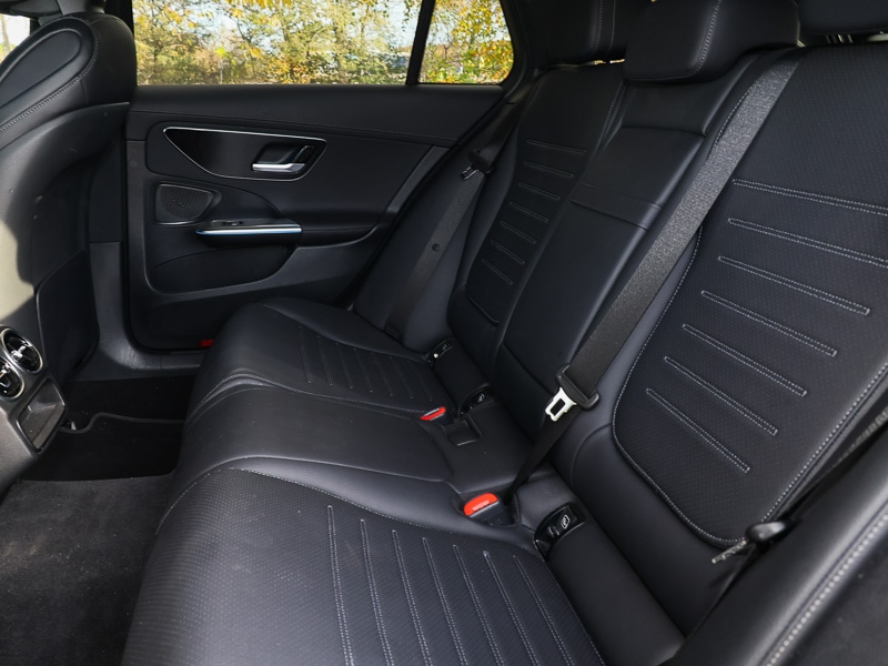 Used Mercedes-Benz C Class 2024 for sale - 77912353: Photo 6