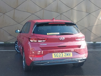 Used Hyundai i30 2023 for sale - 77924025: Photo