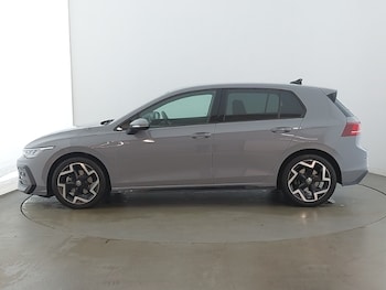 Used Volkswagen Golf 2024 for sale - 76335497: Photo 4