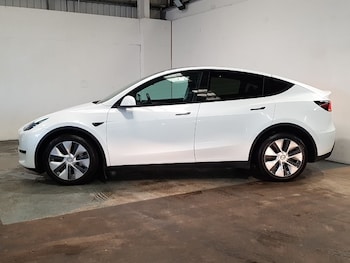 Used Tesla Model Y 2022 for sale - 75925841: Photo