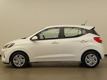 Used Hyundai i10 2023 for sale - 75946190: Photo
