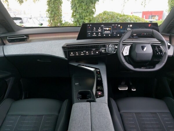 Used Peugeot 5008 2025 for sale - 76269396: Photo 2