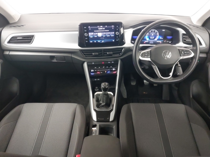 Used Volkswagen T-Roc 2023 for sale - 77912002: Photo 2