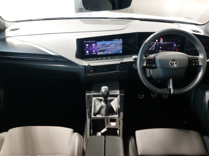 Used Vauxhall Astra 2024 for sale - 76906834: Photo 2