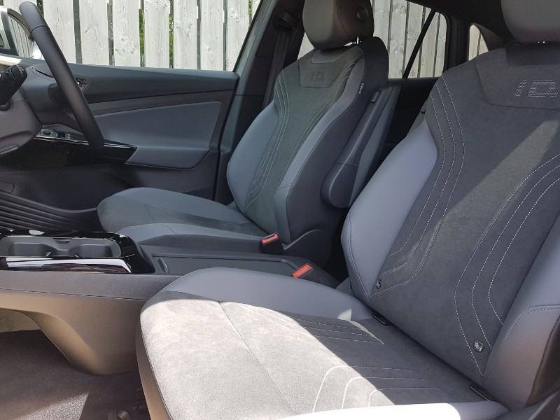 Used Volkswagen ID.4 2024 for sale - 77986683: Photo 5