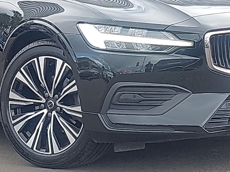 Used Volvo V60 2023 for sale - 77380412: Photo 9