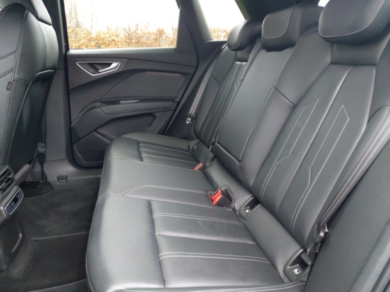 Used Audi Q4 e-tron 2024 for sale - 77419616: Photo 6