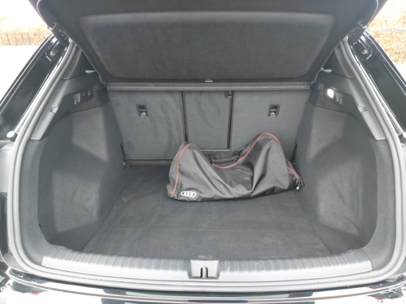 Used Audi Q4 e-tron 2024 for sale - 77419616: Photo 8