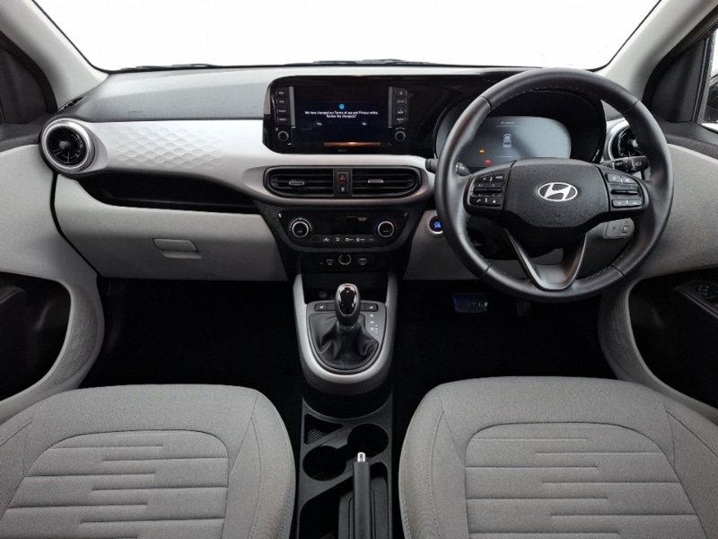 Used Hyundai i10 2024 for sale - 77312146: Photo 2