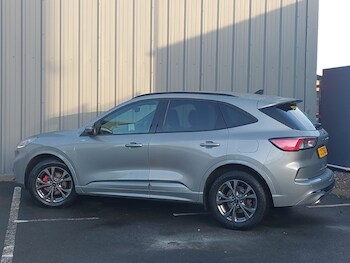 Used Ford Kuga 2023 for sale - 77298947: Photo