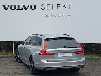Used Volvo V90 2025 for sale - 77874984: Photo