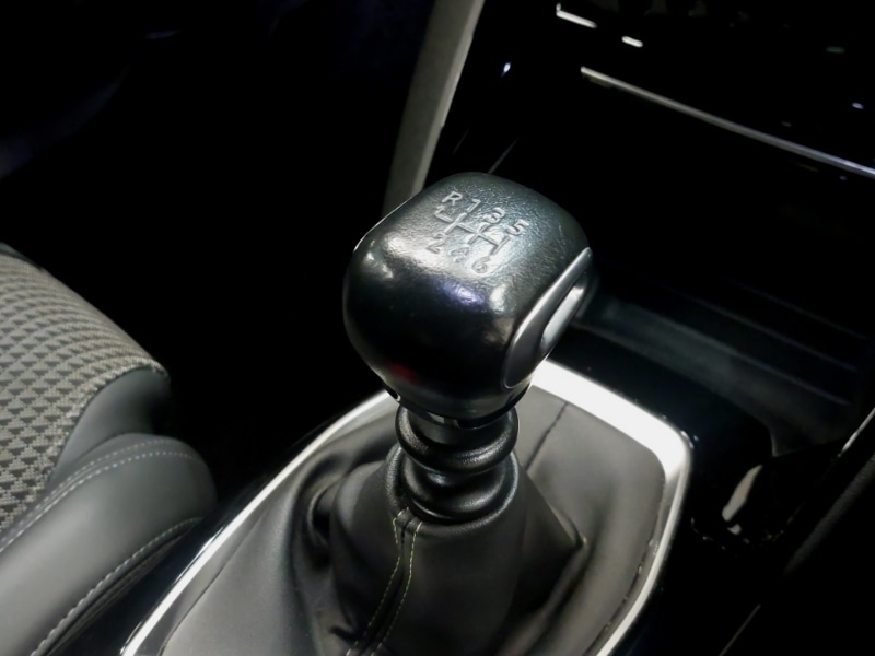 Used Peugeot 2008 2021 for sale - 76952067: Photo 12