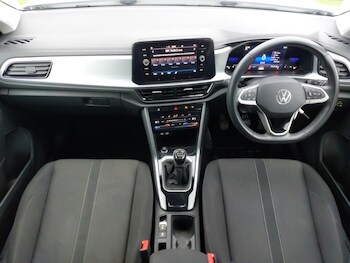 Used Volkswagen T-Roc 2023 for sale - 77509416: Photo