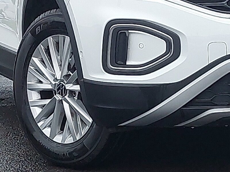 Used Volkswagen T-Roc 2023 for sale - 77509416: Photo 9