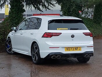 Used Volkswagen Golf 2024 for sale - 77229070: Photo