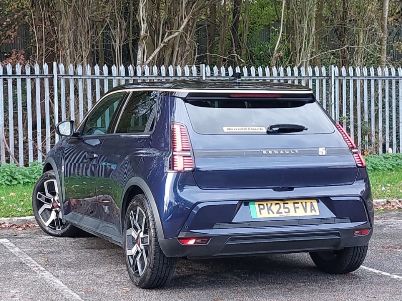 Used Renault 5 2025 for sale - 76492580: Photo 3