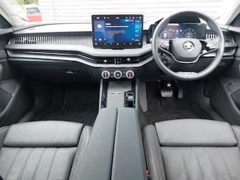 Used Skoda Superb 2024 for sale - 76348142: Photo