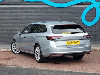 Used Skoda Superb 2024 for sale - 76348142: Photo