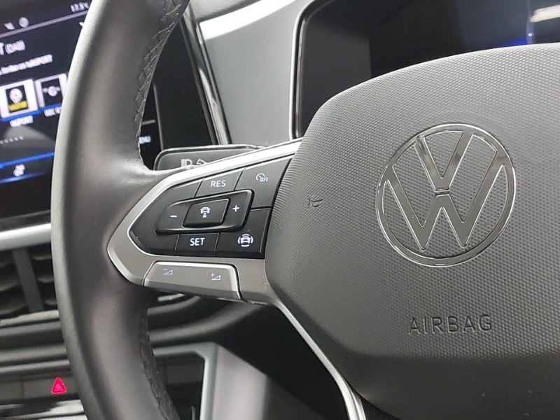 Used Volkswagen T-Roc 2023 for sale - 76479197: Photo 11