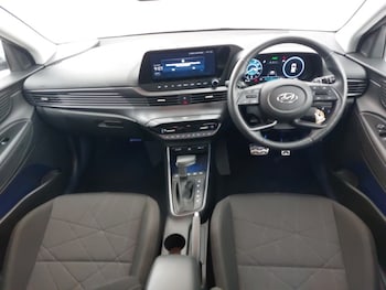 Used Hyundai BAYON 2024 for sale - 76207789: Photo 2