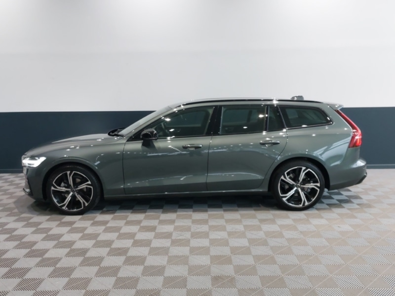 Used Volvo V60 2025 for sale - 77913082: Photo 4