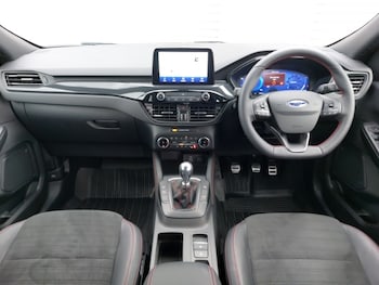 Used Ford Kuga 2023 for sale - 76160119: Photo 2