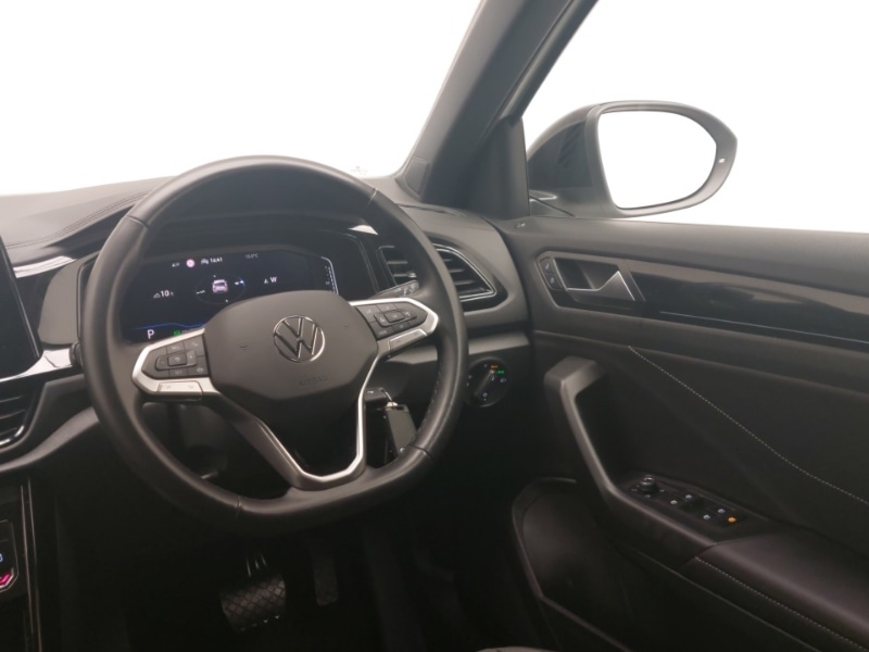 Used Volkswagen T-Roc 2023 for sale - 76799887: Photo 11