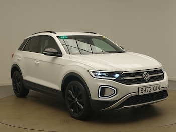Used Volkswagen T-Roc 2023 for sale - 76799887: Photo