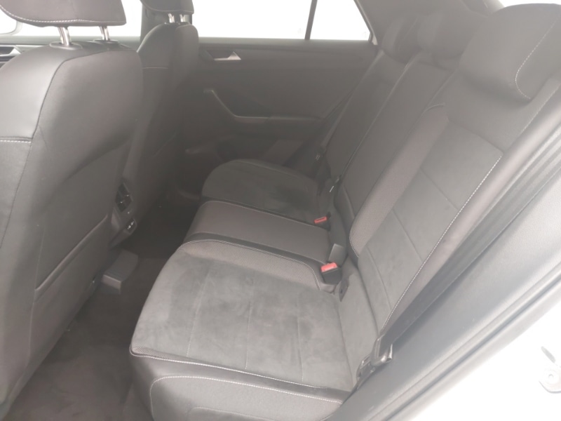 Used Volkswagen T-Roc 2023 for sale - 76799887: Photo 6