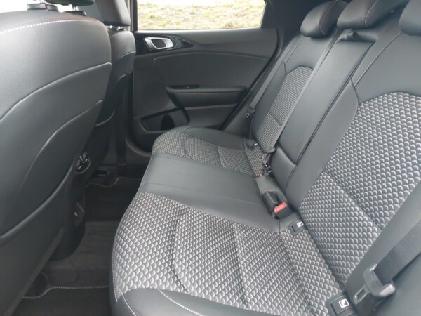 Used Kia XCeed 2025 for sale - 76301217: Photo 6